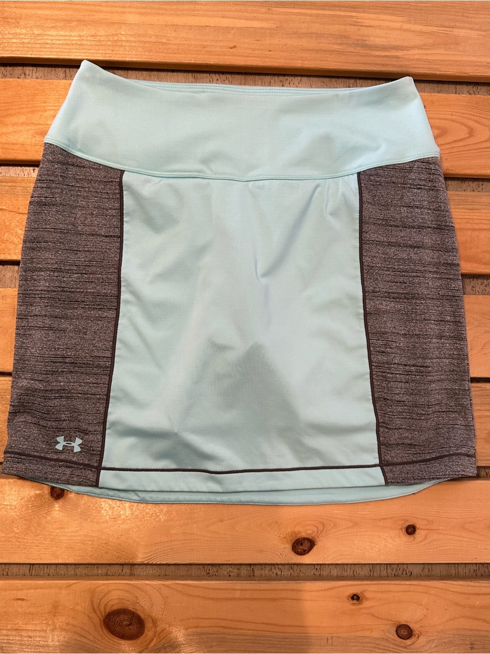 Under Armour women's small semi-fitted athletic skort nwot light blue